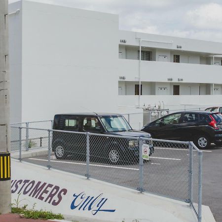 Hideout Okinawa Uruma Esterno foto