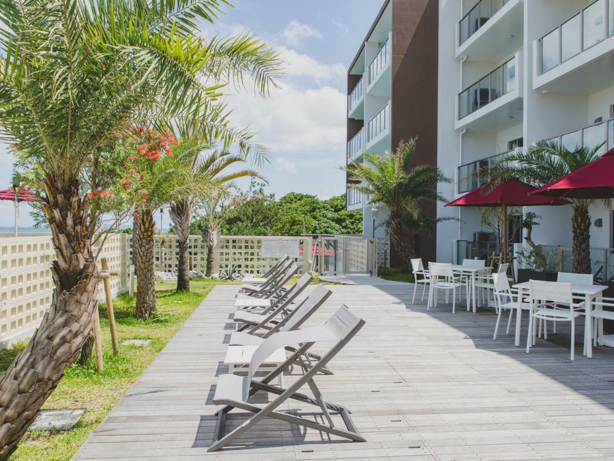 Hideout Okinawa Uruma Esterno foto